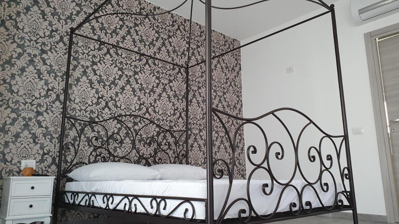 מלון קרדונו אל קמפו Fly Bed - Milano Malpensa Airport מראה חיצוני תמונה